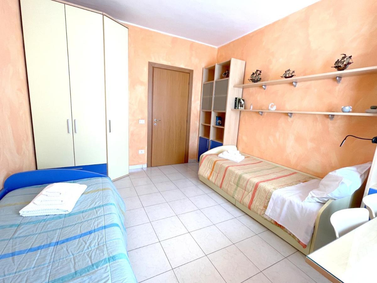 דירות מילאנו Accomodo Mib28 Bivano Navigli מראה חיצוני תמונה
